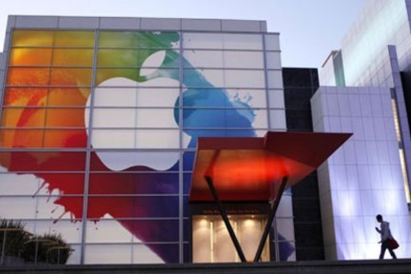 Quanh chuyện Apple lên ngôi số 1 ở Mỹ