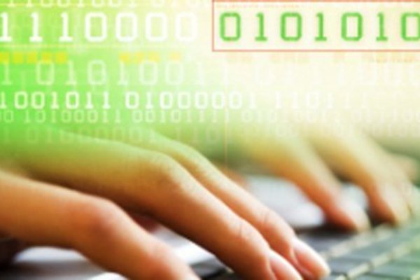 Mã độc đầu tiên lây lan trên máy ảo