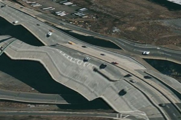 Apple thuê nhân viên Google Maps