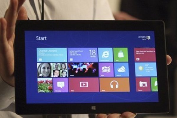 Tablet Surface sẽ lên kệ lúc... nửa đêm