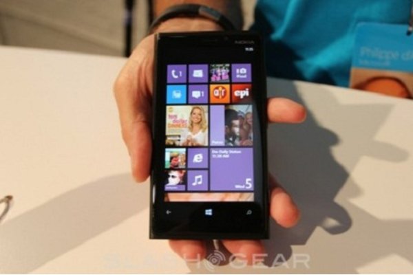 Bán 2,9 triệu Lumia, Nokia vẫn lỗ 755 triệu USD trong Q3/2012