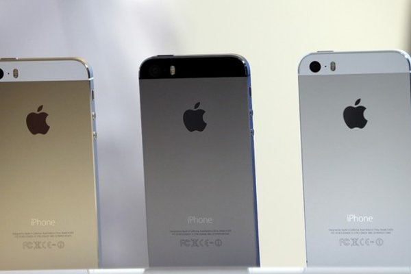 iPhone "xách tay" được bảo hành chính hãng tại VN, hàng "công ty" sẽ sống sao?