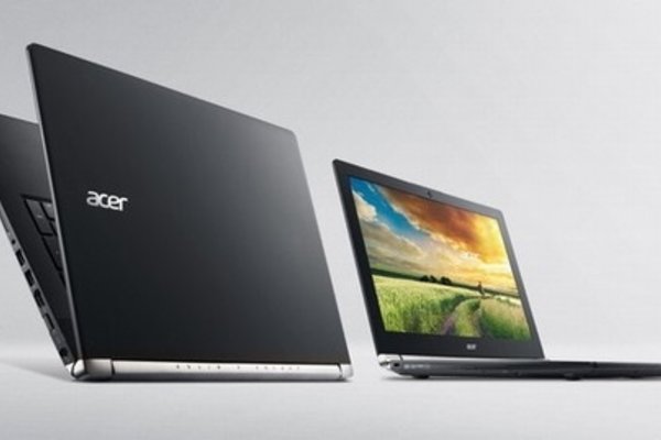 Xuất hiện laptop chơi game tự khử bụi bẩn