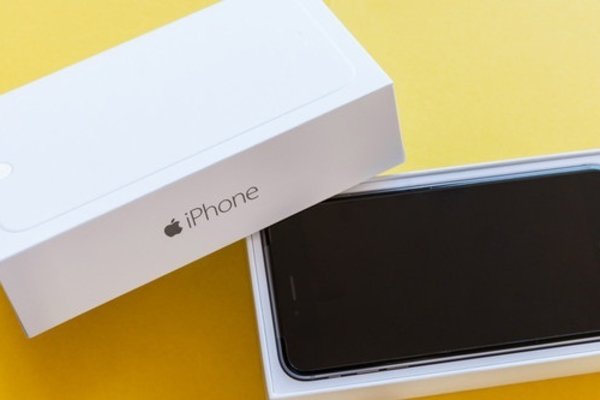 Đập hộp iPhone 6 Plus tại Việt Nam