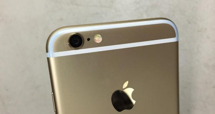 Dải nhựa trên iPhone 6/6 Plus dễ “bị nhuộm”