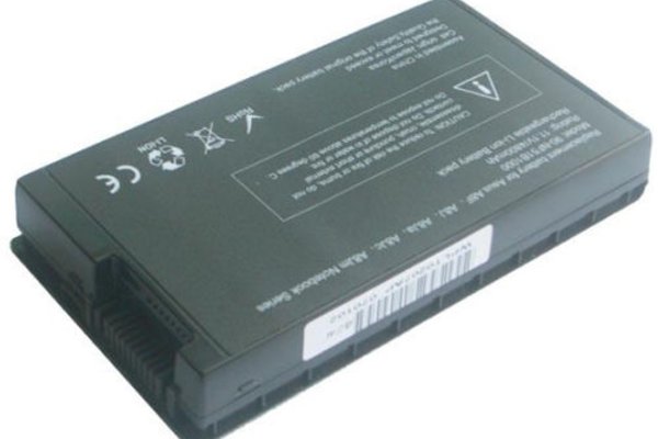Laptop Acer dùng sạc Hitachi được không?