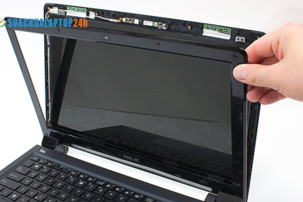 Tự thay màn hình laptop