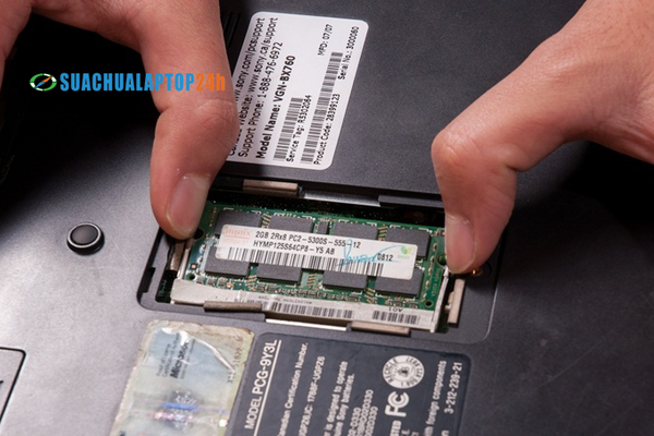 Cách nâng cấp RAM cho laptop