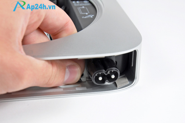 Thay thế vỏ ngoài Mac Mini Mid 2011