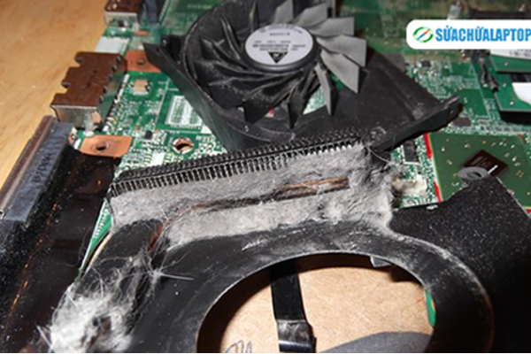 Vệ sinh Laptop đúng cách
