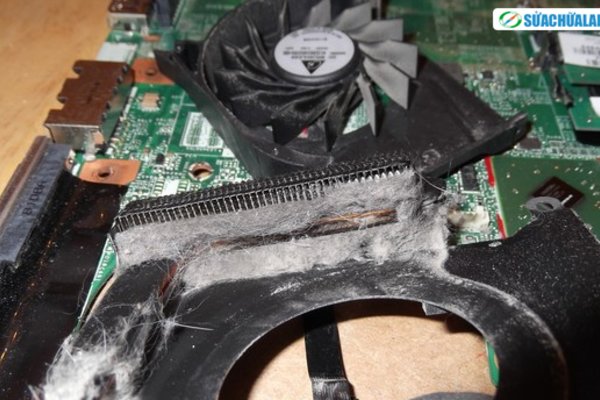 10 lý do cần phải vệ sinh, bảo dưỡng  laptop định kỳ thường xuyên