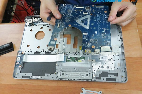 Ở đâu sửa laptop giá rẻ tại Hà Nội uy tín nhất?