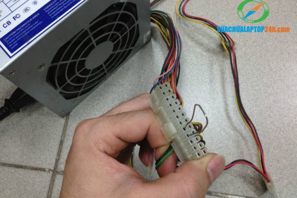 Phải làm gì để sửa chữa bộ nguồn máy tính?