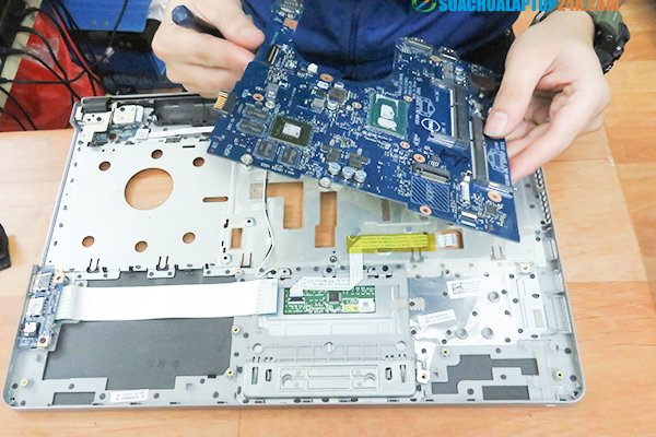 Hướng dẫn học sửa chữa lắp ráp máy tính miễn phí qua video