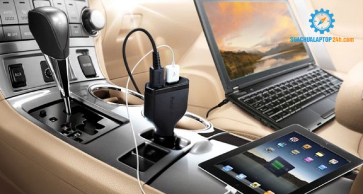Sạc laptop trên ô tô, nên hay không?
