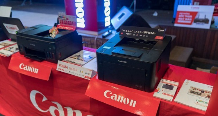 Canon Việt Nam giới thiệu 4 mẫu máy in khổ lớn tại "Canon Ignite"