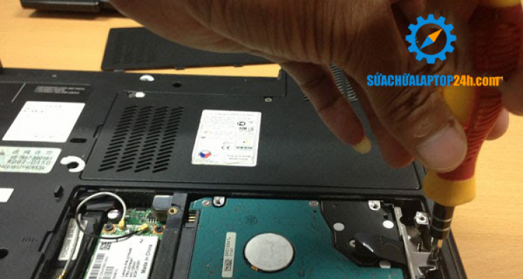 Thay ổ cứng laptop chính hãng, nhanh chóng, lấy ngay