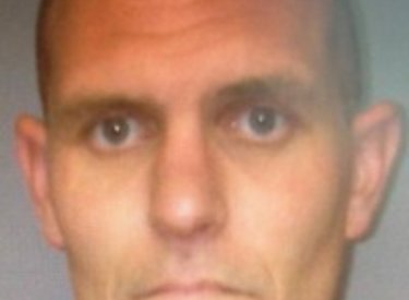 Tên trộm "khiêu khích" cảnh sát trên Facebook