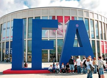 Những sự kiện 'nóng hổi' của làng công nghệ tháng 9