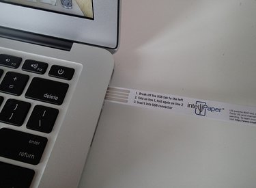 intelliPaper: USB làm bằng... giấy