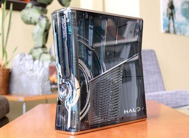 Đợt Black Friday, Microsoft “tẩu tán” được hơn 750.000 máy Xbox 360