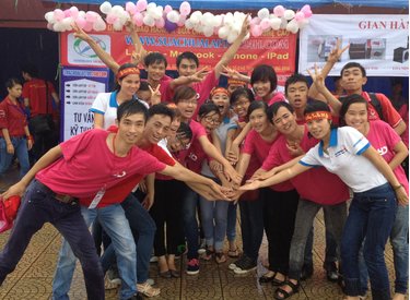 Suachualaptop24h.com sôi động cùng Ngày hội “Giọt hồng tri ân” 2013”