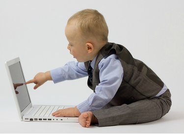 Thiết bị công nghệ với trẻ em dưới 12 tuổi