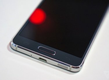 Lộ diện Samsung SM-A500 với thiết kế kim loại nguyên khối