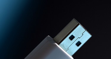 Phát hiện lỗi bảo mật nguy hiểm, dễ lây nhiễm từ ổ USB