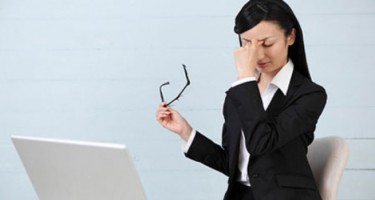 Bệnh cần đề phòng khi sử dụng laptop