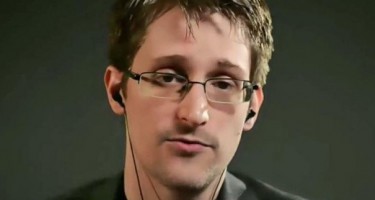 Vì sao cần tránh xa Facebook, Google và Dropbox?