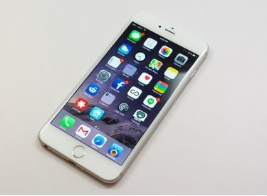 Giá bán lại iPhone 6 Plus cao hơn cả giá gốc