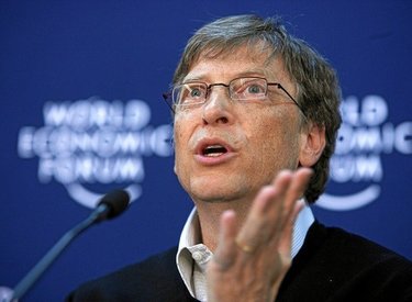 Đừng chỉ ngưỡng mộ, hãy học 5 điều sau từ Bill Gates