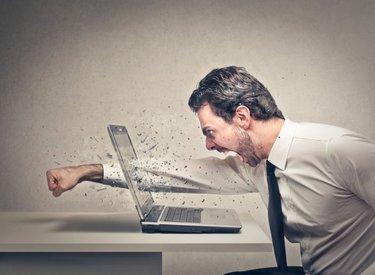 Những cách giúp máy tính lấy lại "phong độ" sau thời gian dài sử dụng