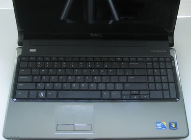 Laptop để lâu không dùng dẫn đến bật không lên