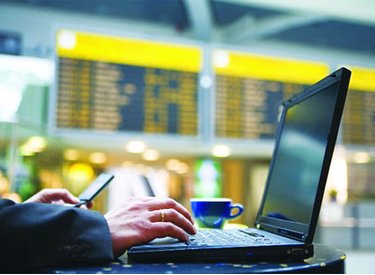 Ảnh hưởng của máy tính laptop đến sức khỏe con người