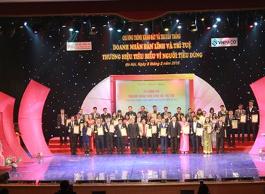 Hân hạnh Tài trợ Chương Trình "Doanh Nhân Bản Lĩnh Trí Tuệ và Thương Hiệu Tiêu Biểu Vì Người Tiêu Dùng"