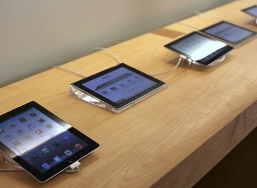 iPad yếu ớt trong quý thăng hoa của iPhone