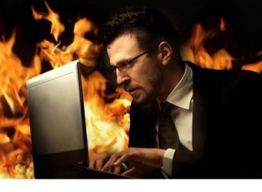 Khắc phục tình trạng laptop bị nóng cực kỳ đơn giản