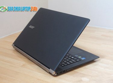 Laptop chơi game mỏng nhẹ từ Acer