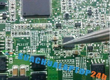 Chia sẻ pan máy Dell Latitude E5420  kích nguồn lên dòng ăn 0.1