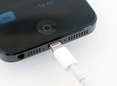 Những cách sạc pin điện thoại sai cách các bạn nên tránh