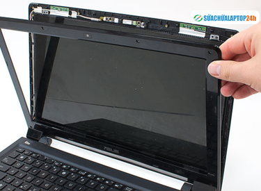 Thay màn hình laptop lấy ngay