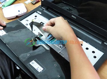 PHẢI LÀM SAO ĐỂ SỬA KEYBOARD LAPTOP KHI XẢY RA LỖI