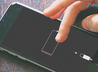 Sửa đt iphone tại cửa hàng hay trung tâm lớn?