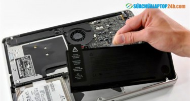 Sửa chữa pin laptop bị chai như thế nào là đúng?