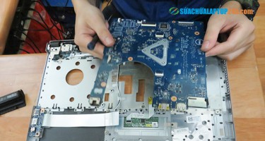 Sửa chữa laptop ở đâu tiết kiệm chi phí nhất Hà Nội