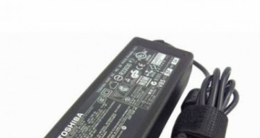Trung tâm chuyên bán sạc laptop Toshiba chính hãng chỉ dưới 300.000đ