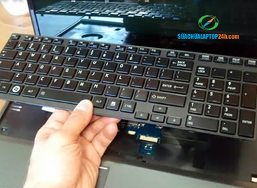 WHERE YOU CAN GET A GENUINE LAPTOP KEYBOARD AT GOOD PRICE?
