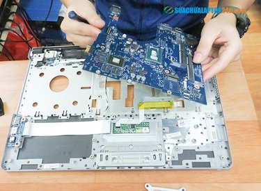 Hướng dẫn học sửa chữa lắp ráp máy tính miễn phí qua video